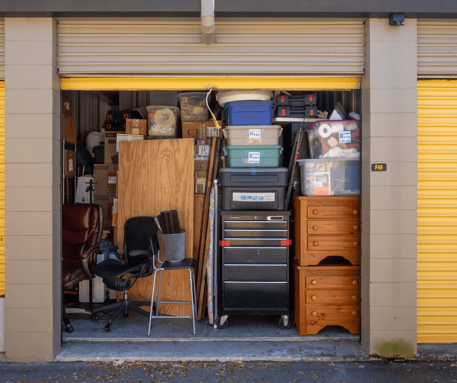 Storage Units in Estate Planning: Managing Accumulated Belongings
